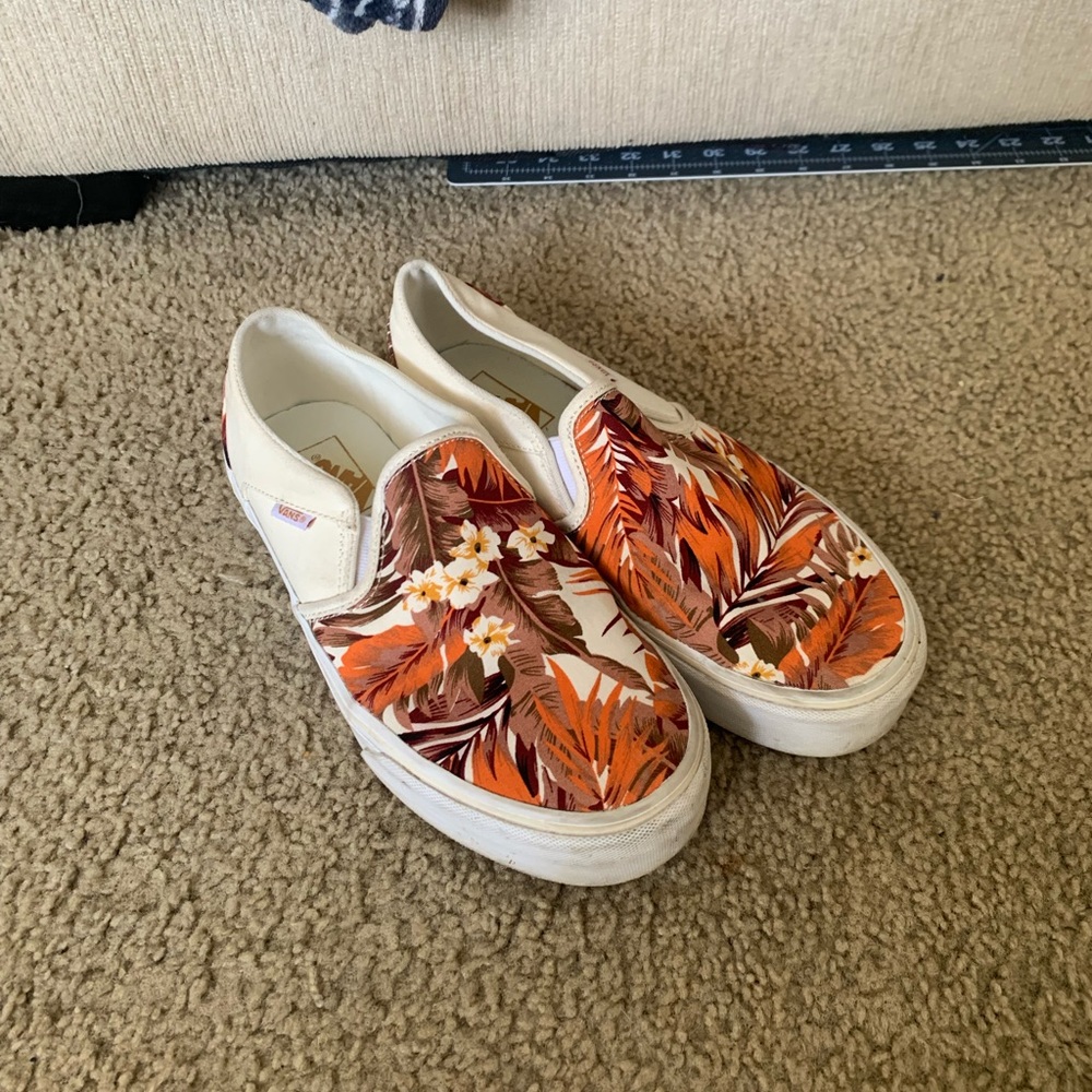 Hawaiian floral slip on Vans size 9 (womens)